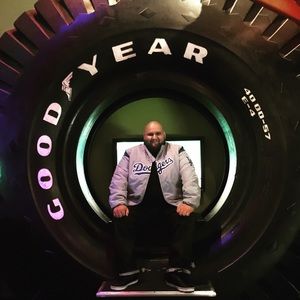 Meet your Posher, Robert